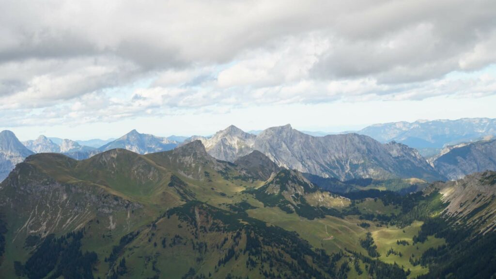 Gai: Gößeck (2214m) Diesen Berg hatte ich schon lange auf meiner Liste, der Gedanken an den Ausblick hat mir schon das Herz höher schlagen lassen. Sicherlich war daran auch die 1330 hm die man zurücklegt schuld.