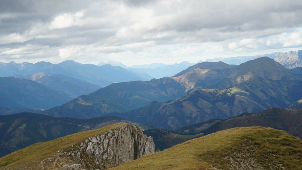 Gai: Gößeck (2214m) Diesen Berg hatte ich schon lange auf meiner Liste, der Gedanken an den Ausblick hat mir schon das Herz höher schlagen lassen. Sicherlich war daran auch die 1330 hm die man zurücklegt schuld.